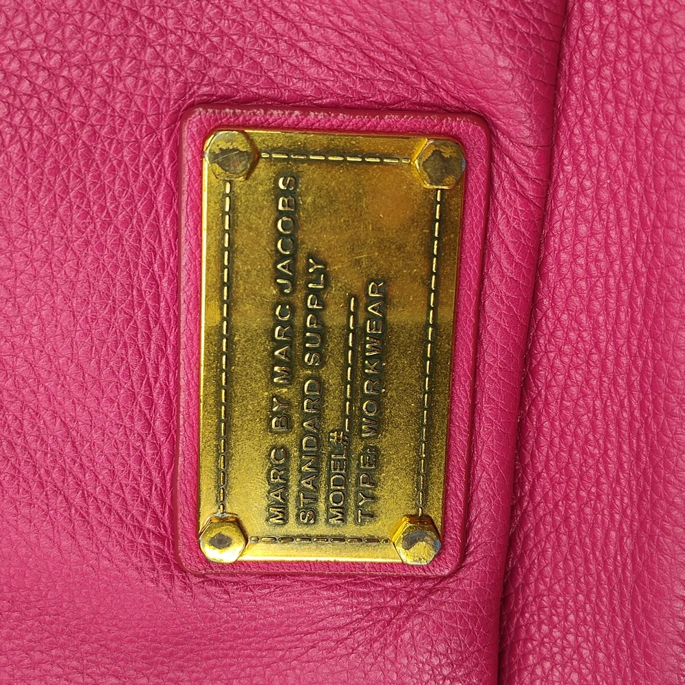 Marc Jacobs Classic Q Baby Crossbody Purse - Picture 14 of 17